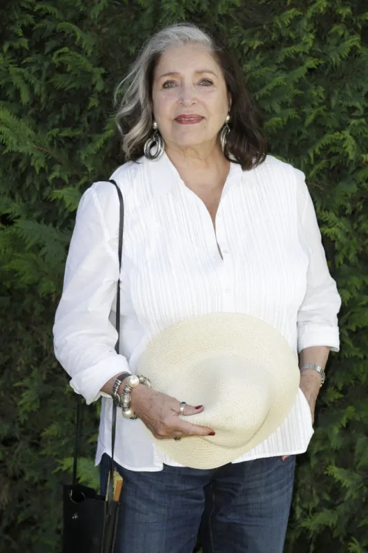 francoise fabian poses for the photocall of 'post partum' during the 8th angouleme film festival in angouleme, france on august 29, 2015 photo by jerome domine abacapresscom , 513597 012 angouleme france