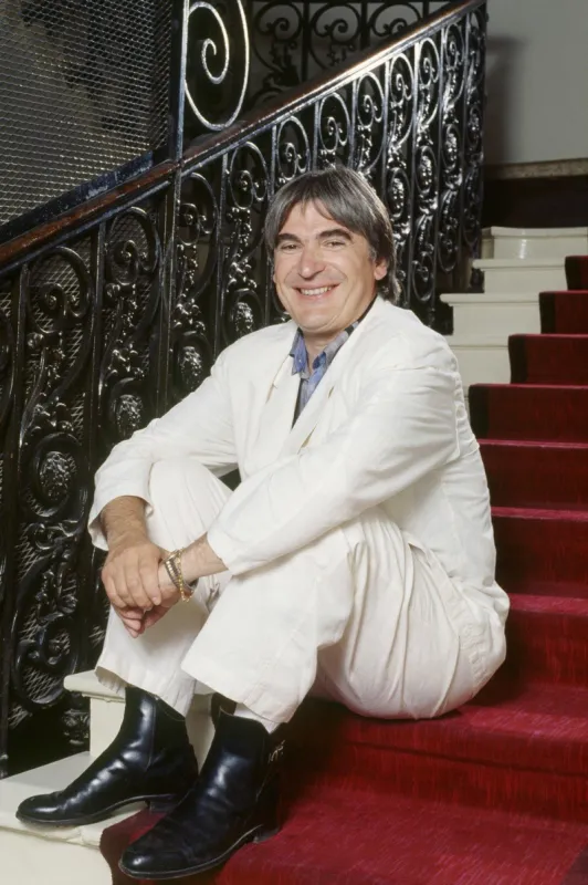 file photo taken in 1989 of french singer serge lama in sete, south of france photo by pascal baril abacapresscom , 488529 001 sete france