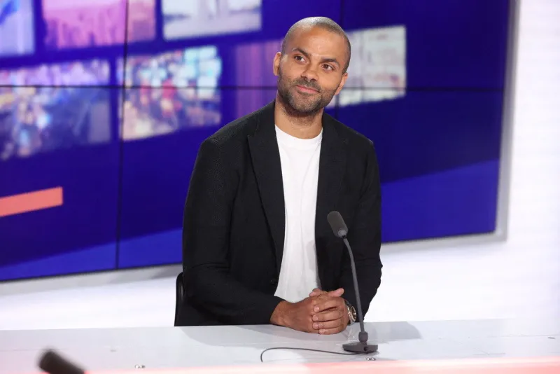 exclusive - tony parker appears for an interview at bfm business studios on april 28, 2022 in paris, france photo by jerome domine abacapresscom