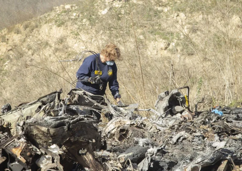 kobe bryant's helicopter wreckage - la