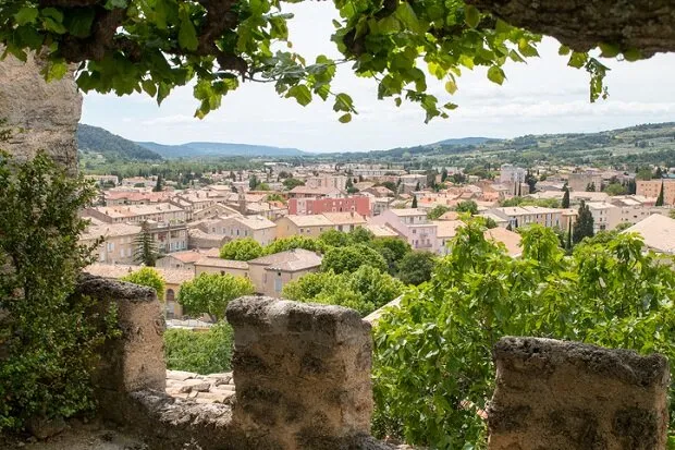 view of the sky of nyons