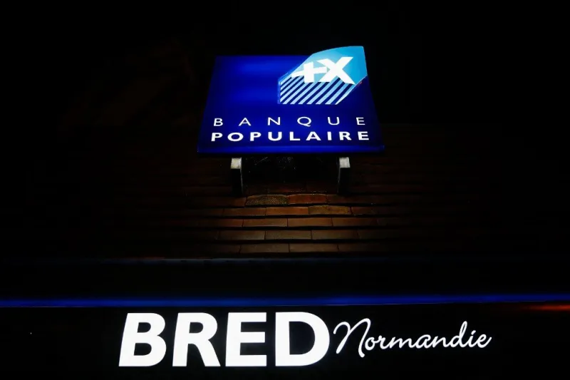 a picture taken on october 28, 2019, shows the logo of the populaire bank in ouistreham, normandy, northwestern france (photo by sameer al-doumy   afp)