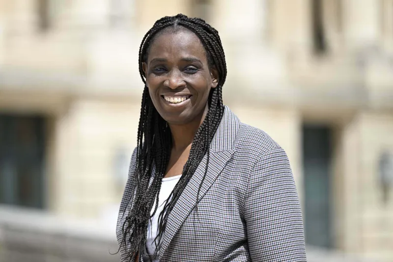 rachel keke députée de lfi la france insoumise lors d'une journée d'accueil des nouveaux députés à l'assemblée nationale après le second tour des élections législatives, à paris, france le 10 juillet