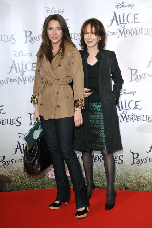 laura smet and nathalie baye attending the premiere of 'alice in wonderland' at the mogador theatre in paris, france on march 15, 2010 photo by giancarlo gorassini abacapresscom