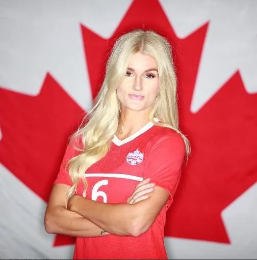 le gardien de but de l'équipe de soccer du canada espère que la coupe du monde féminine de la fifa se tiendra au canada du 27 mai au 5 juillet 2015 afp photo timothy a clary