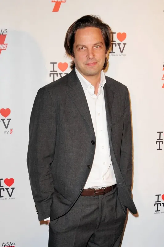 arnaud poivre d'arvor assistant à la 1ère édition de 'la fete de la tele' au showcase à paris, france le 15 juin 2010 photo par nicolas briquet abacapresscom