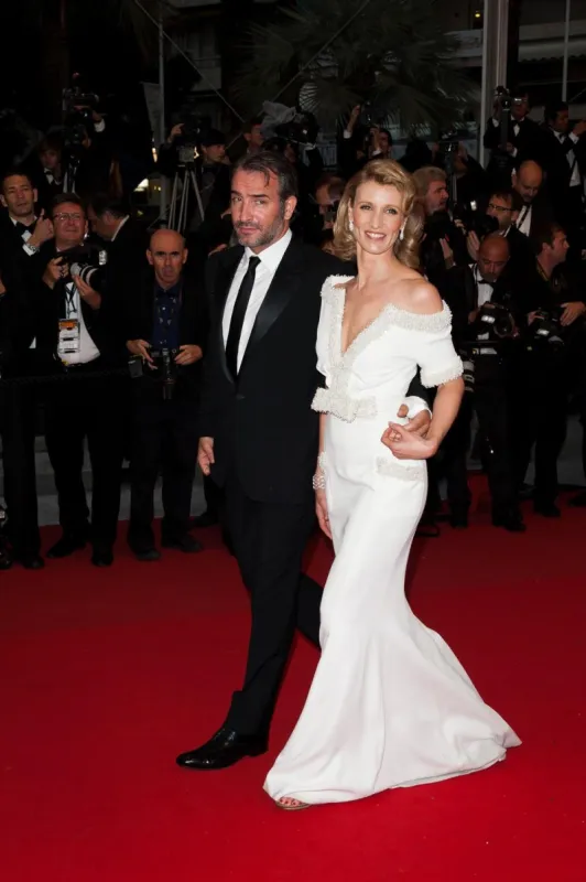 jean dujardin and alexandra lamy at the closing ceremony red carpet for the 65th cannes film festival, in cannes, france, on may 27, 2012 photo by genin-guignebourg abacapresscom , 401510 040 cannes