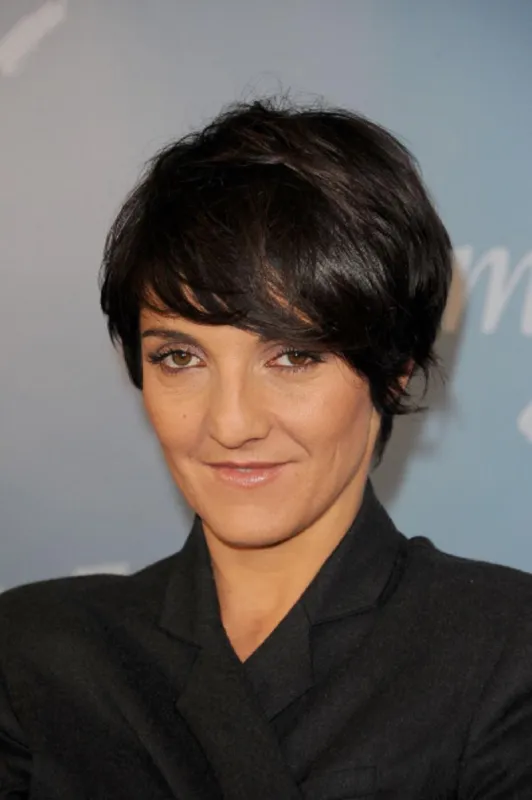 florence foresti participant au 'prix de la sacem 2010' au théâtre marigny à paris, france le 29 novembre 2010 photo par nicolas briquet abacapresscom