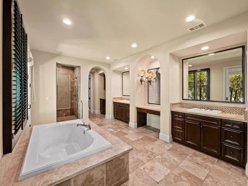 jodie foster sold her home - la