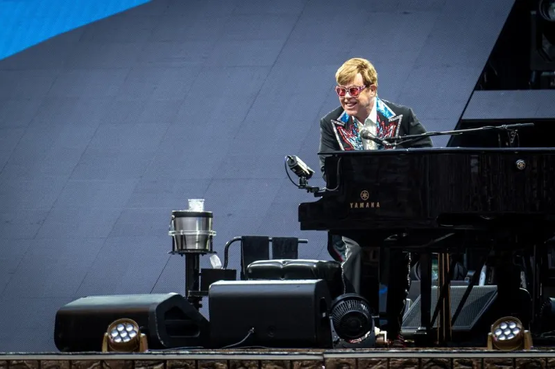 elton john concert - milan