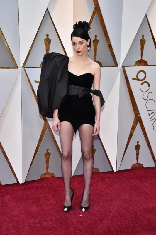 recording artist st vincent walking the red carpet as arriving for the 90th annual academy awards (oscars) held at the dolby theatre in los angeles, ca, usa, on march 4, 2018 photo by lionel hahn abacapresscom