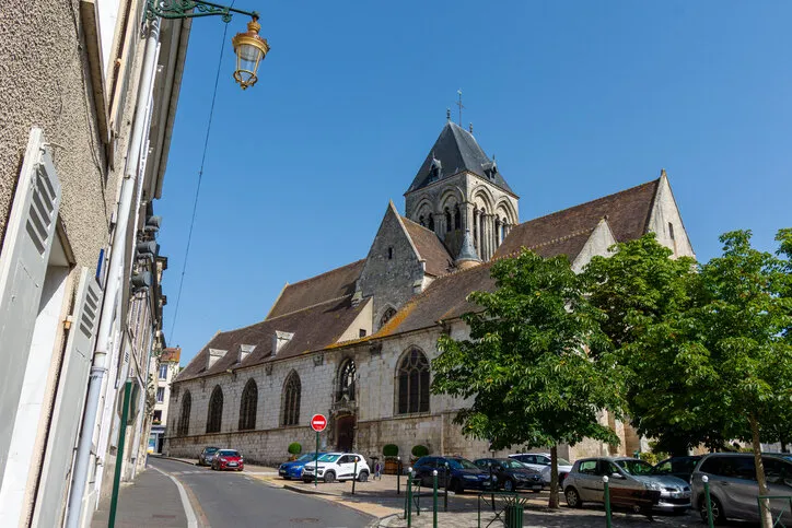 etampes, france - july 31, 2024  exterior view of the saint-basile church, a catholic church built from the 12th century and listed as a historic monument