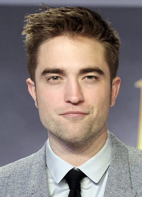 robert pattinson à la première allemande de la saga twilight brisant l'aube partie 2 à berlin, allemagne le 30 novembre 2012 photo par adhemar sburlati broadimage abacapresscom