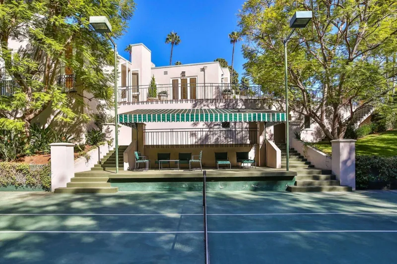 lily collins sells her 5m beverly hills mansion
