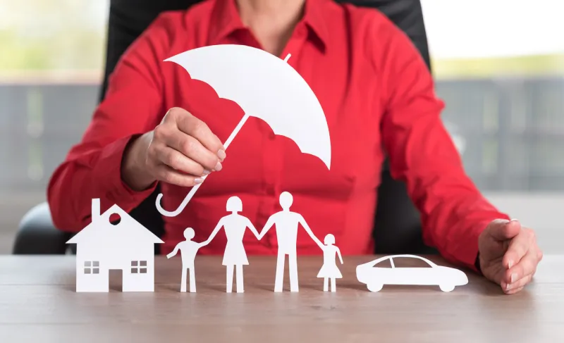 insurer protecting a house, a family and a car