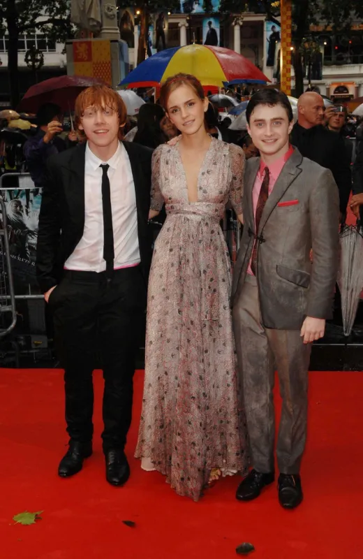 rupert grint, emma watson and daniel radcliffe arrive at the premiere of 'harry potter and the half blood prince' at the odeon cinema in leicester square, london, england on july 07, 2009 photo by marc larkin lfi abacapresscom , 194558 017 london