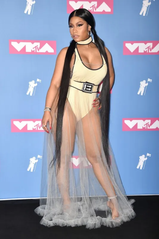 nicki minaj poses in the press room at the 2018 mtv video music awards at radio city music hall on august 20, 2018 in new york city, ny, usa photo by lionel hahn abacapresscom , 648168 012 new york city etats-unis united states