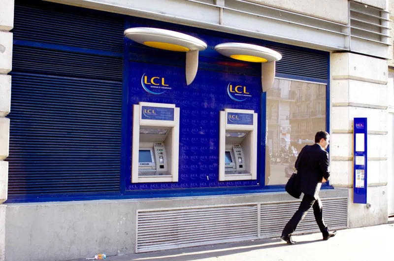 french banks in paris