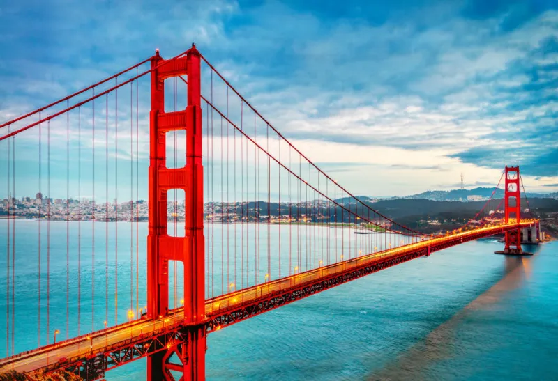 célèbre pont de la porte dorée, san francisco dans la nuit, usa