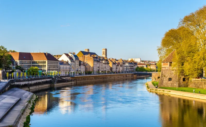 buildings on the embankment in besancon - france
