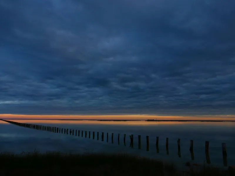 coastline between port-la-nouvelle and leucate -la-franqui, aude