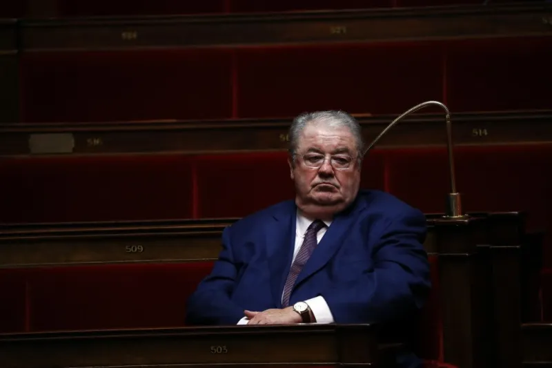 french socialist party member of parliament daniel vaillant looks on during a session of questions to the government on june 15, 2016 at the french national asssembly in paris (photo by patrick kovarik   afp)