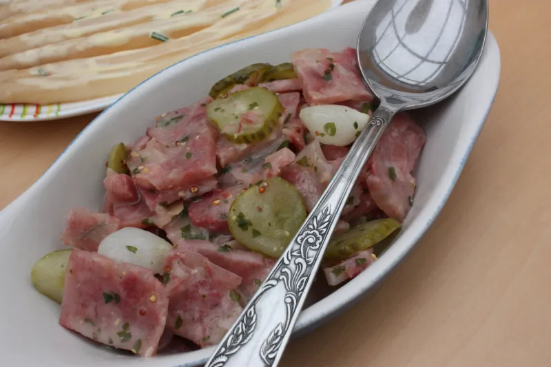 snout vinaigrette and white asparagus with hollandaise sauce french cuisine