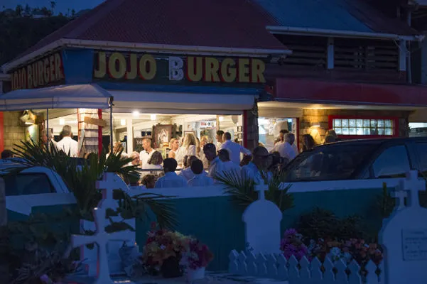 france musique hallyday funérailles