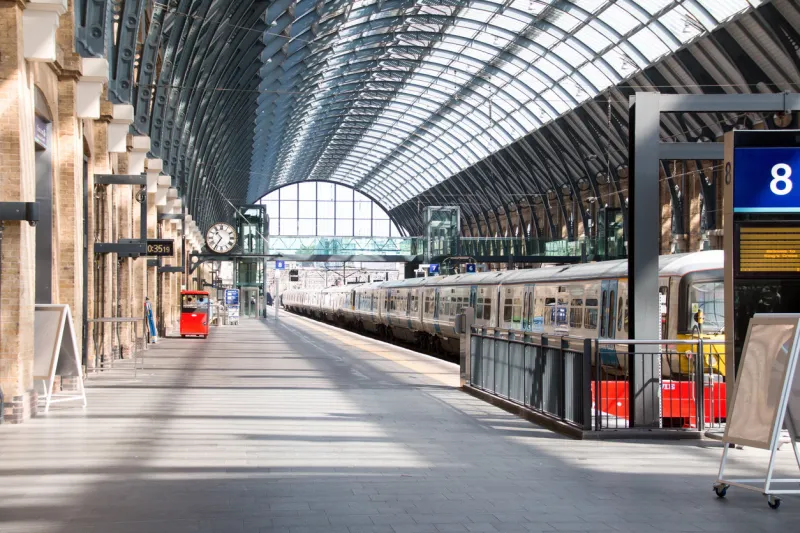 london, england bahnsteig bahnhof kings cross