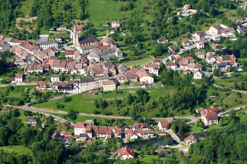 village of lods in france
