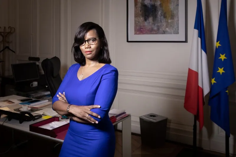 french junior minister for gender equality elisabeth moreno poses during a photo session in her office in paris on september 23, 2020 (photo by joel saget   afp)