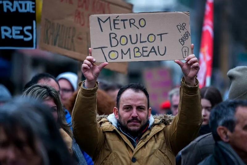 nationwide protests over pensions overhaul - figeac