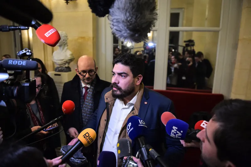 les législateurs vont décider de l'avenir du projet de loi controversé sur l'immigration - paris