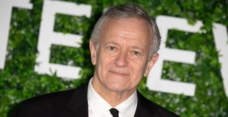 francis huster poses during a photocall for the tv show meurtres sur les iles du frioul at the 60th monte carlo tv festival, on june 21, 2021 in monte-carlo, monaco photo by david niviere abacapresscom , 769738 001 monte-carlo monaco