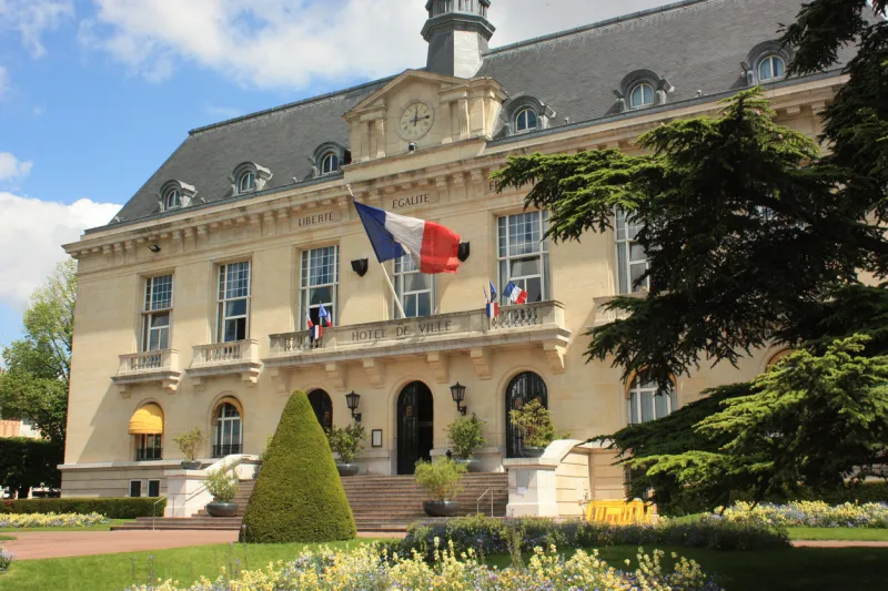 city hall aulnay-sous-bois france department of seine-saint-denis
