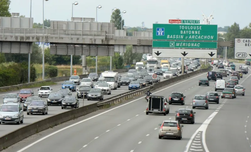 france transport traffic holidays
