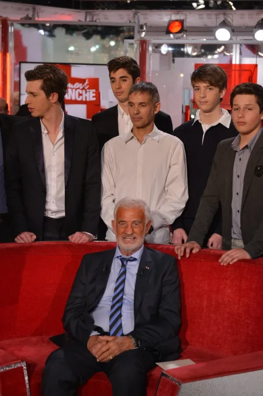 vivement dimanche - paris