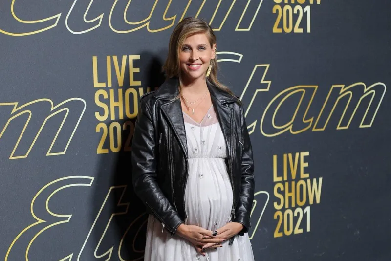 ophelie meunier pregnant attends the etam womenswear spring-summer 2022 show during paris fashion week on october 04, 2021 in paris, france photo by nasser berzane abacapresscom , 783217 056 paris france