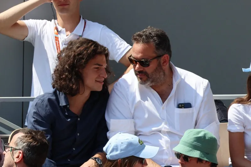 bruce toussaint, noe toussaint dans les tribunes lors des internationaux de france roland garros 2023 le 06 juin 2023 à paris, france photo by nasser berzane abacapresscom
