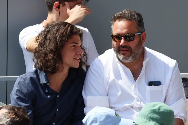 bruce toussaint, noe toussaint dans les tribunes lors des internationaux de france roland garros 2023 le 06 juin 2023 à paris, france photo by nasser berzane abacapresscom