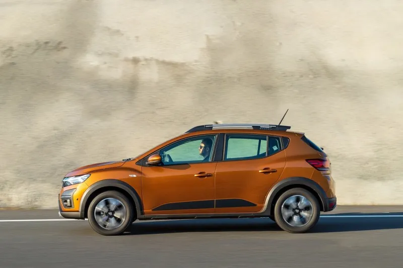 dacia sandero stepway is a subcompact car produced jointly by th