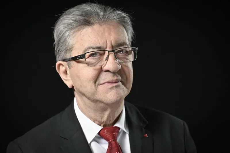 jean-luc melenchon on dimanche en politique - paris