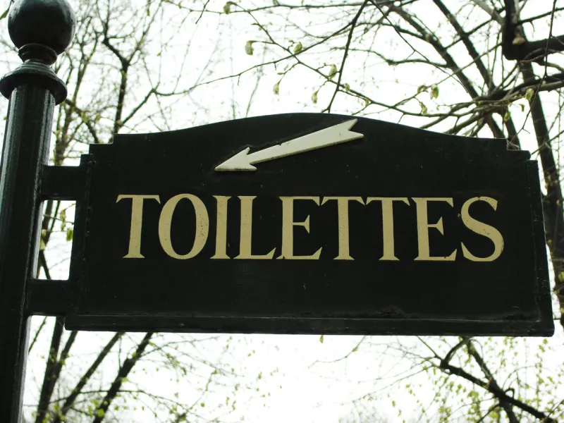 toilet sign