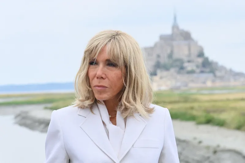 brigitte macron et jill biden en visite au mont-saint-michel - france