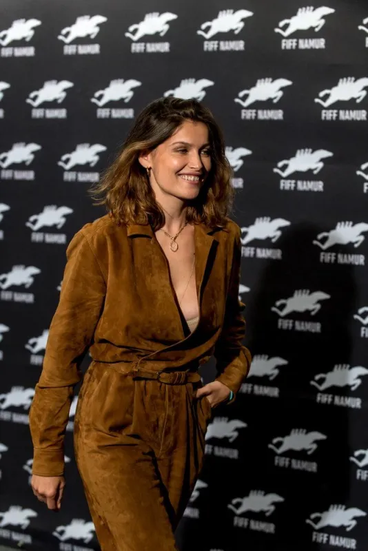 laetitia casta attends the photocall and press conference of laetitia casta at the fiff (international film festival of namur) on october 1, 2019 photo by danny gys reporters abacapresscom , 703276 009 namur belgique belgium