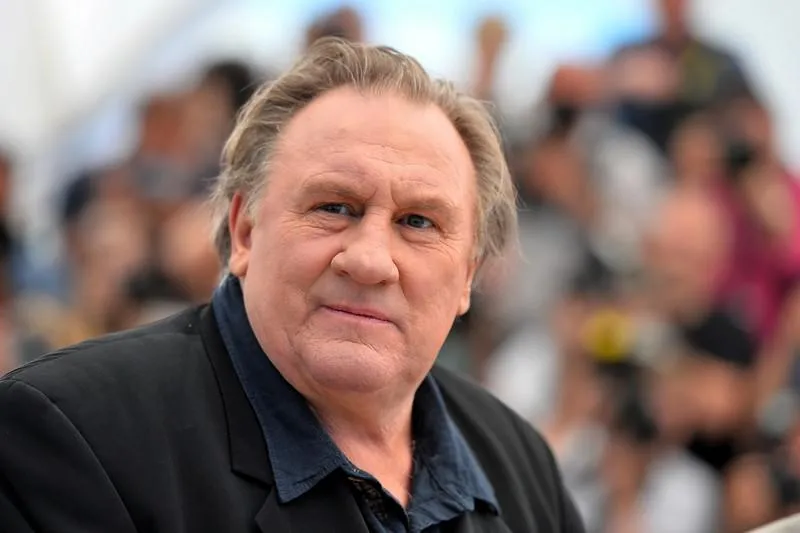gerard depardieu posant au photocall pour le film vallée de l'amour dans le cadre du 68e festival du film cannes à cannes, france le 22 mai 2015 photo par nicolas briquet abacapresscom, 501572 010 cannes france