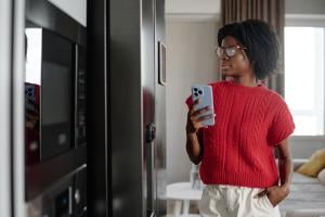 Réfrigérateur : voici les 3 erreurs d'entretien qui peuvent faire flamber votre facture d'électricité de 30 %