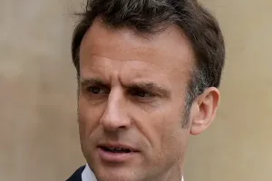 “Il faut taper au portefeuille” : Emmanuel Macron annonce une amende de 500 € pour les consommateurs de drogues 