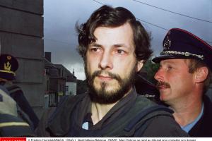 Marc Dutroux de nouveau inculpé : près de 200 images pédopornographiques découvertes en cellule