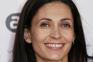 « Il y en a beaucoup qui ne le disaient pas » : Adeline Blondieau explique pourquoi elle a choisi de parler du cancer de son mari